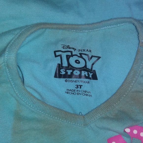 Two t-shirts size 3T - Picture 11 of 12